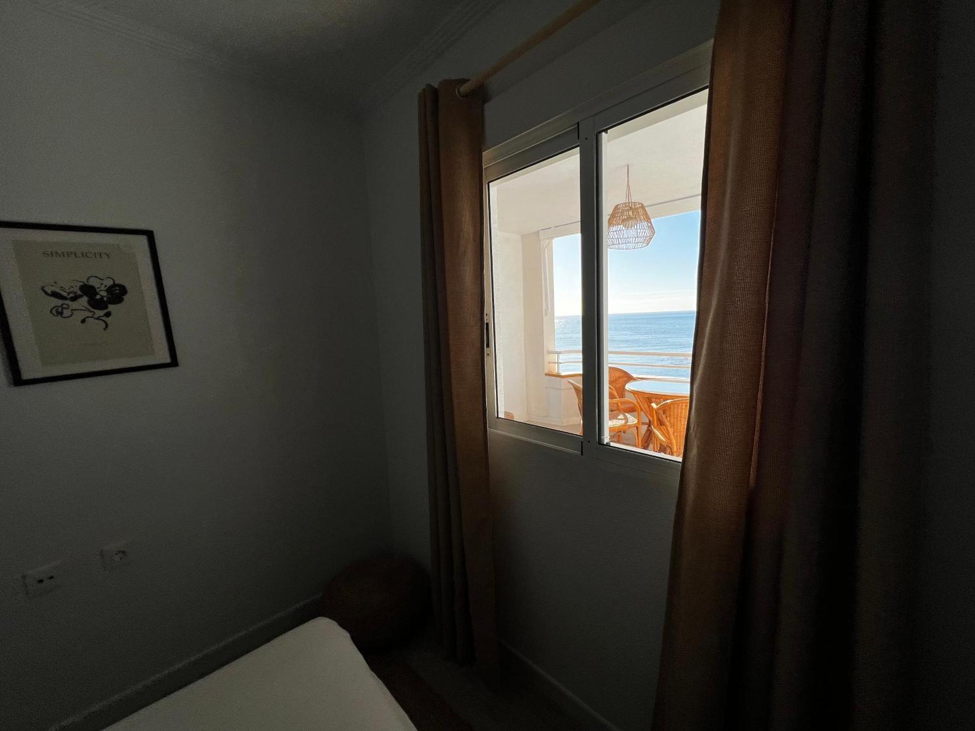 Costa Este Apartments - 托雷维耶哈 外观 照片